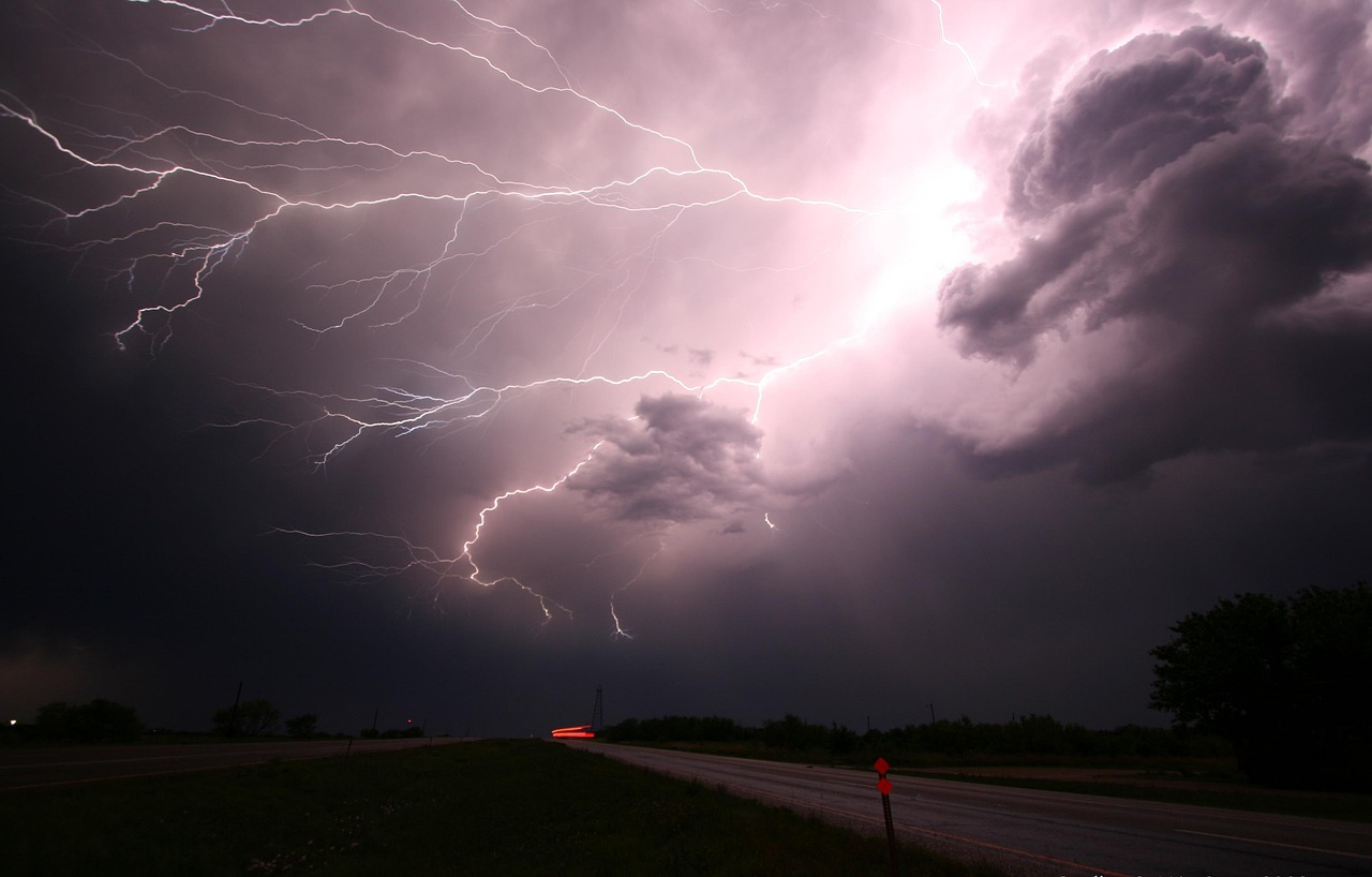 Allerta meteo gialla a Grosseto: rischio temporali e allagamenti lunedì 13 aprile