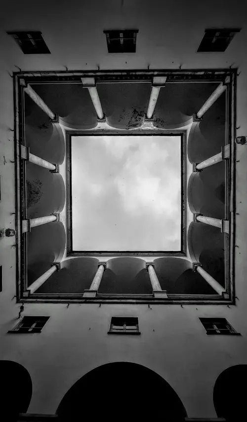 Grosseto, al MAAM la fotografia incontra Baudelaire: inaugura la mostra di Franceschini